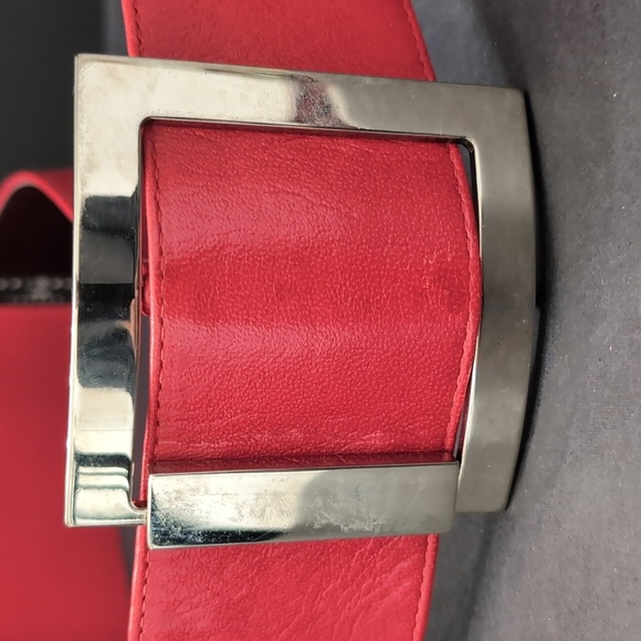 Suzi Roher Women's Red Stretch Belt With Metal Buckle,Size S. - Picture 2 of 7